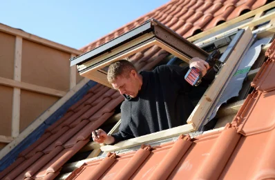 Pose de fenêtres de toit Velux à Erbray